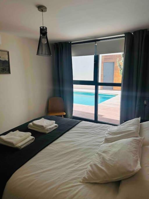 Apartamento Guadalquivir Севілья Екстер'єр фото