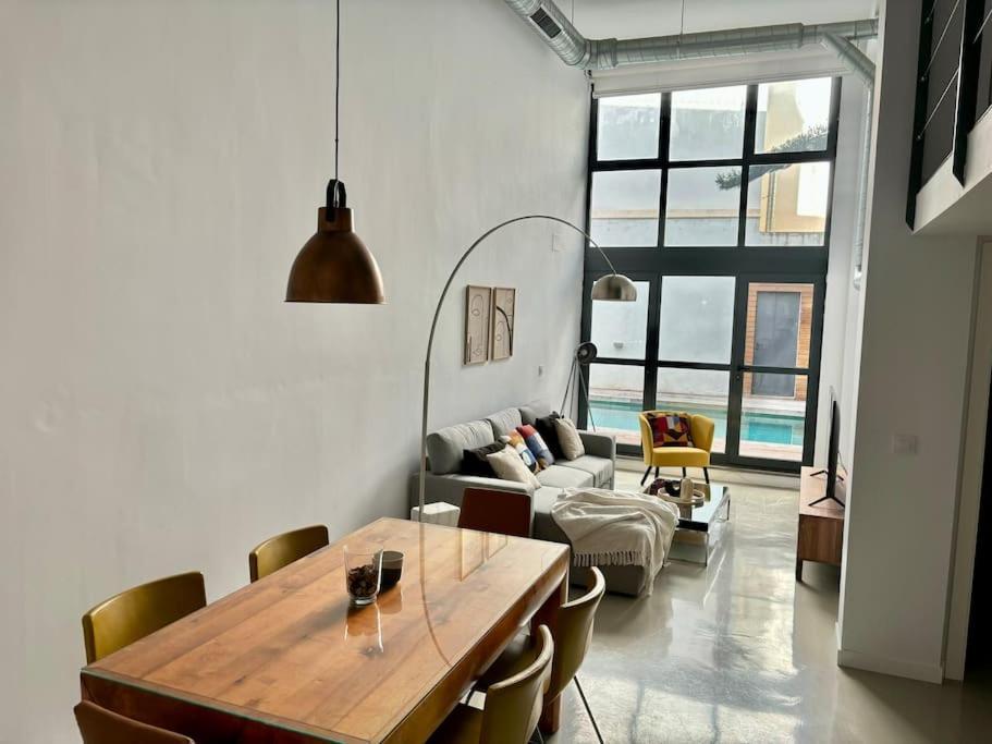 Apartamento Guadalquivir Севілья Екстер'єр фото